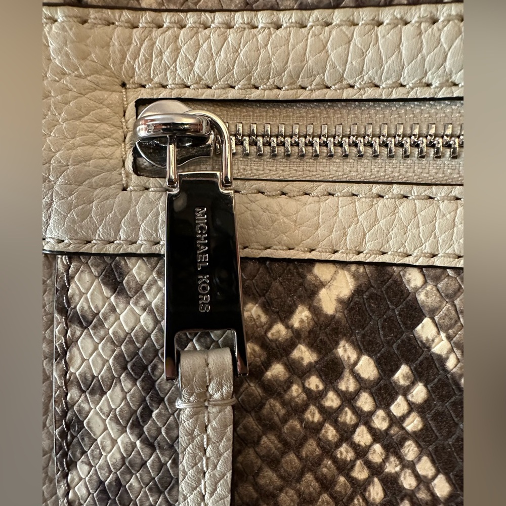 Micheal Kors Julia Medium Python Messenger Bag (N… - image 5